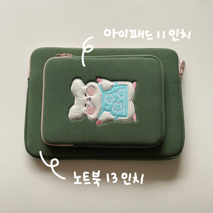 Collector Mumu Nose-chilling Hamster iPad/Laptop pouch.