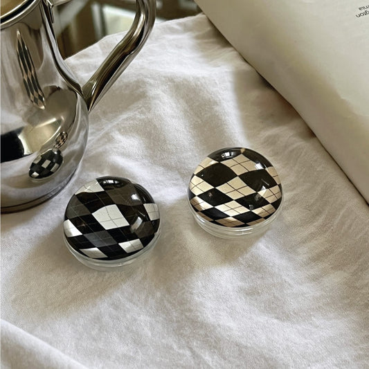 【9折加購】Mademoment Argyle Pattern Resin Tok (2色)